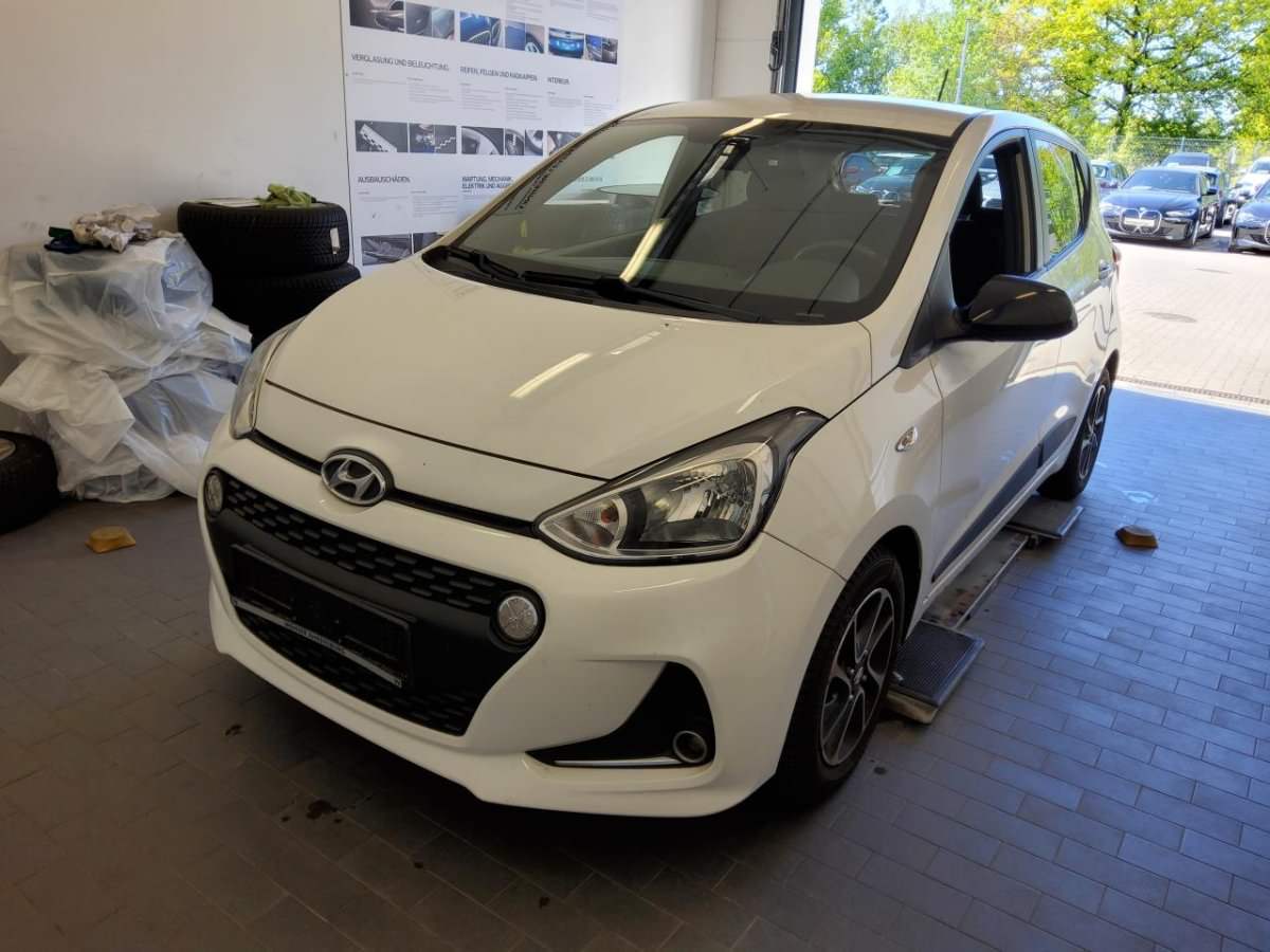 Hyundai i10