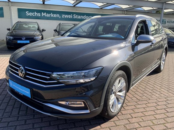 Pogled levo spredaj