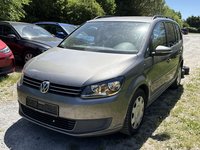 Pogled od napred levo