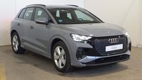 Pogled desno spredaj