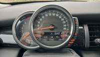 Pogled kombi instrument