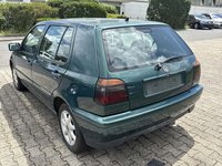Widok z tyłu po stronie lewej