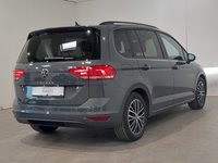 Widok z tyłu po stronie prawej
