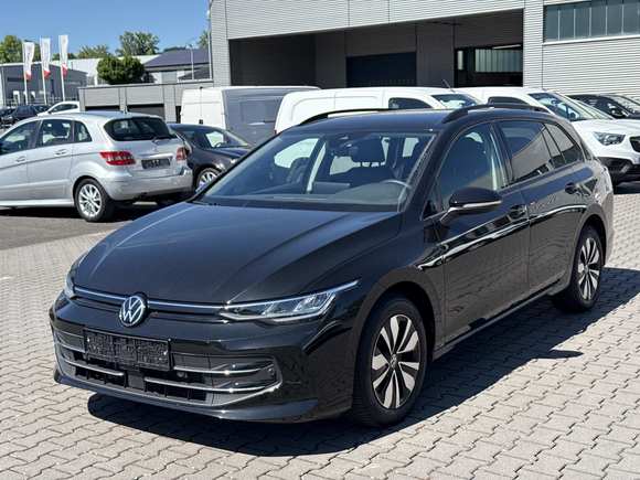 Pogled levo spredaj