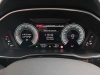 Вид на приборную панель