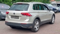 Вид сзади справа
