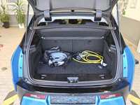 View of boot / luggage space