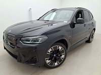 BMW IX3 Array M-Sport