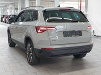 Widok z tyłu po stronie lewej