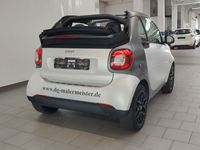 Widok z tyłu po stronie prawej
