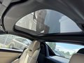View of sunroof / panoramic roof