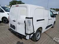 Pogled od pozadi desno