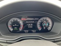 Вид на приборную панель