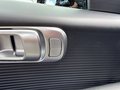 Widok przycisków sterujących foteli elektrycznych