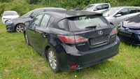 Widok z tyłu po stronie lewej