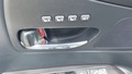 Widok przycisków sterujących foteli elektrycznych
