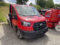Skats no labās puses priekšā