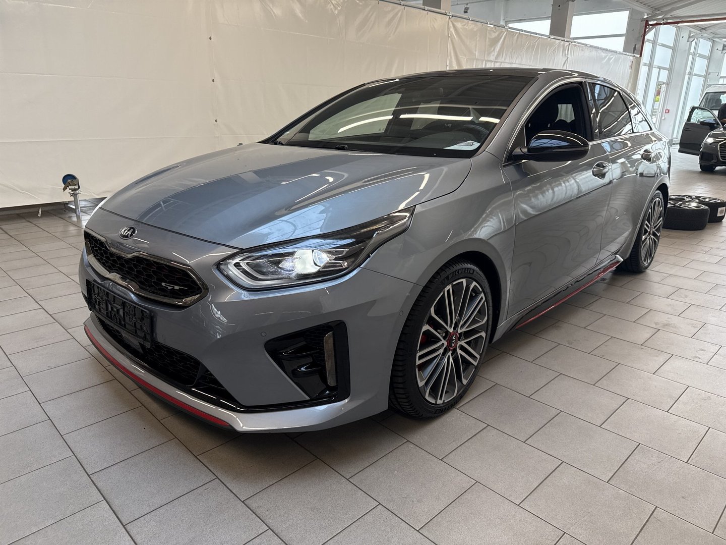 Kia ProCeed