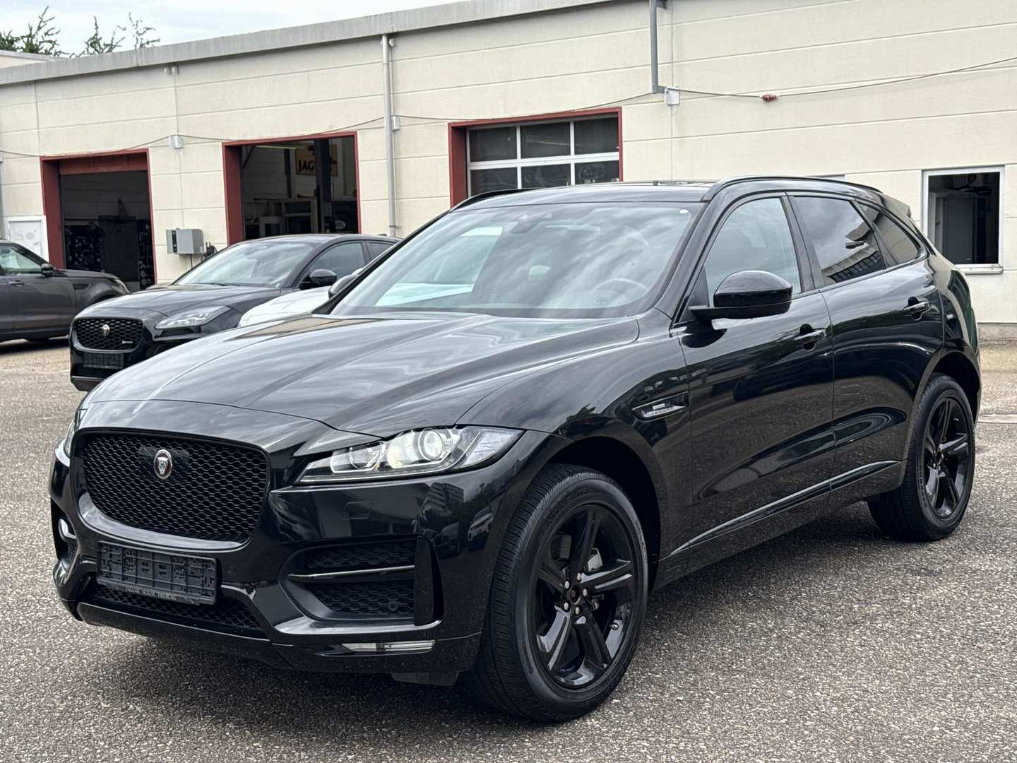 Jaguar F-Pace