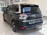 Widok z tyłu po stronie lewej