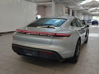 Вид сзади справа
