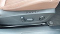 Vue des boutons de commande des sièges électriques