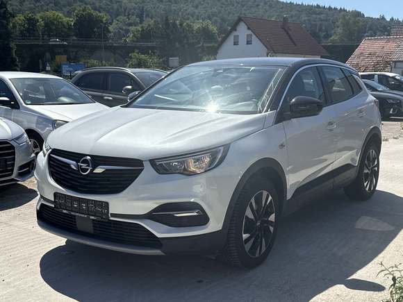 Widok z przodu po stronie lewej