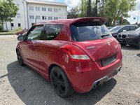 Вид сзади слева
