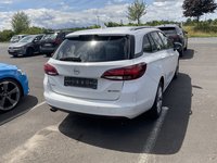 Vaizdas iš galo dešinės