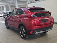 Pogled levo zadaj