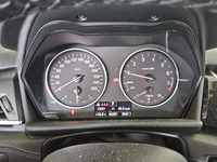Pohled na přístrojovou desku