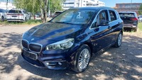 Вид спереди слева