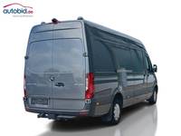 Вид сзади справа