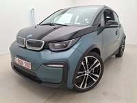 Pogled od napred levo