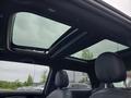 View of sunroof / panoramic roof