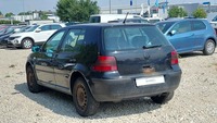 Pogled levo zadaj