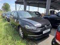 Вид спереди справа