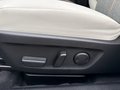 Vue des boutons de commande des sièges électriques