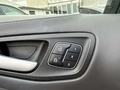 Vue des boutons de commande des sièges électriques
