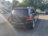 Вид сзади справа
