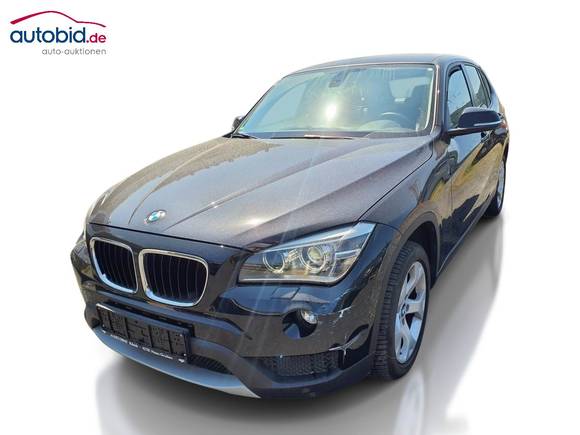Pogled levo spredaj
