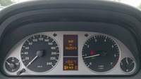 Вид на приборную панель
