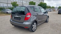 Вид сзади справа