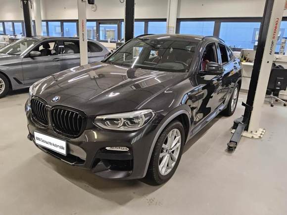 Вид спереди слева