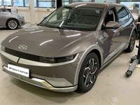 Вид спереди слева