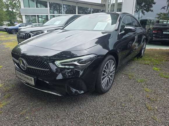 Вид спереди слева