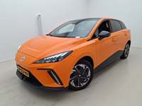 MG 4 Luxury 64 kWh