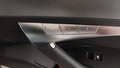 Vue des boutons de commande des sièges électriques