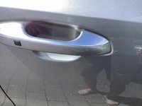 Priekšējās labās puses durvis