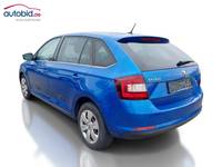 Vue de l’arrière gauche